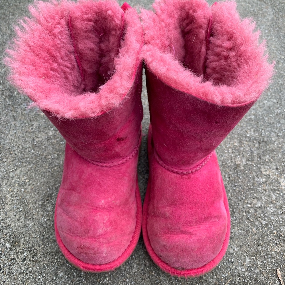 Pink Uggs